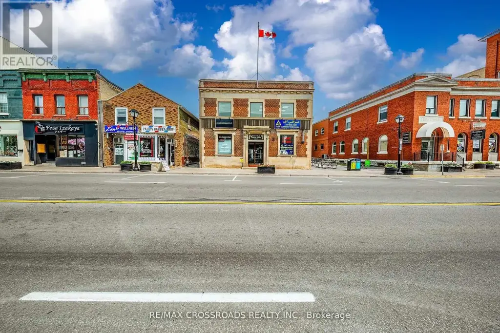 5 - 15221 Yonge Street, Aurora (Aurora Village)